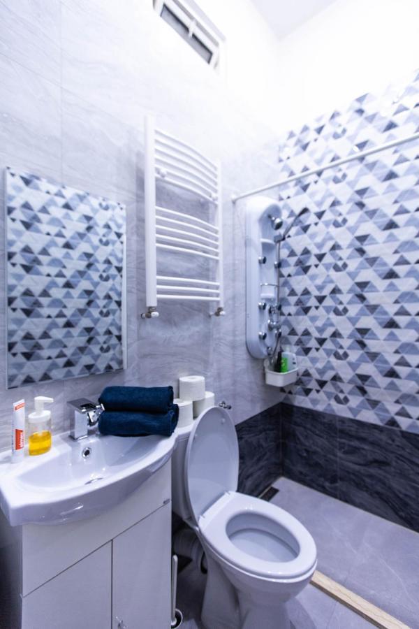 Harmony Residency - 4 Bedrooms 부다페스트 외부 사진