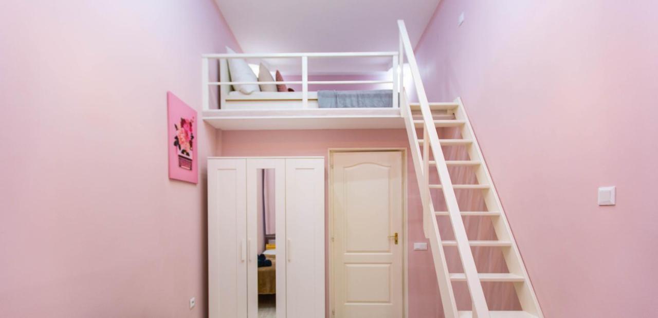 Harmony Residency - 4 Bedrooms 부다페스트 외부 사진